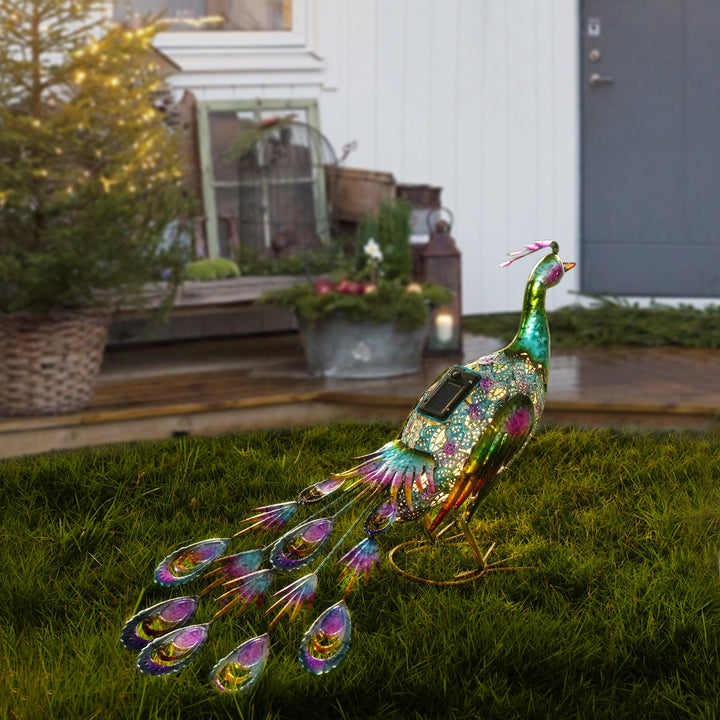 realistic-peacock-garden-ornament-with-solar-light-patio-decor